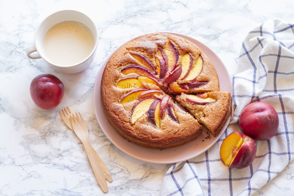 Torta di pesche e yogurt