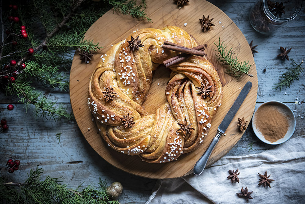 Brioche intrecciata alle spezie